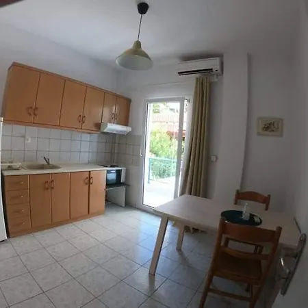 Apartment Magdalinos Nea Skioni